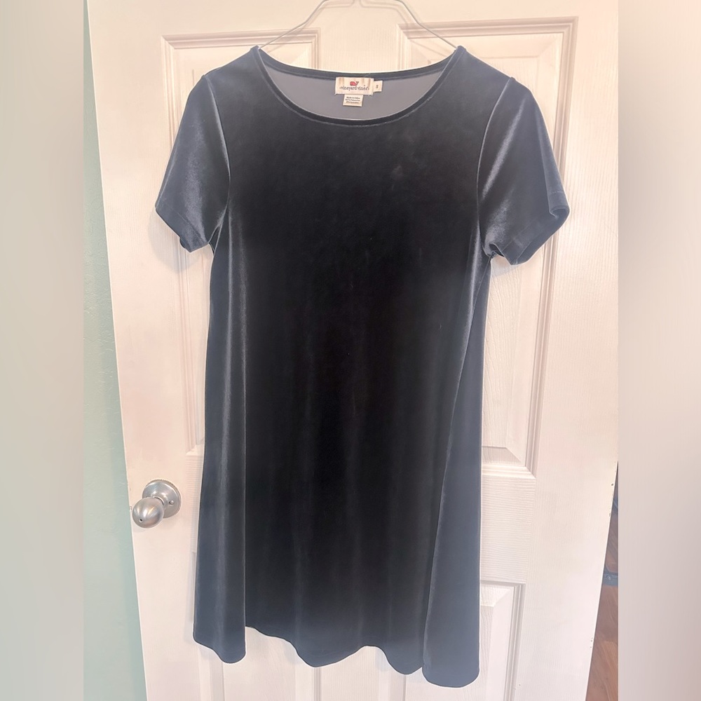 Women’s Vineyard Vine’s Navy Velvet Dress Size Small
